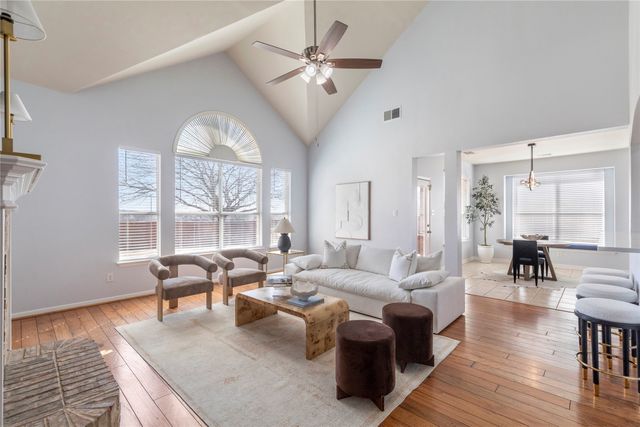 9732 Lacey Lane, Fort Worth, TX 76244