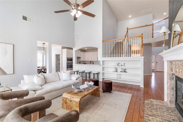 9732 Lacey Lane, Fort Worth, TX 76244