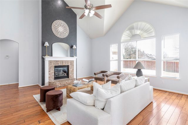 9732 Lacey Lane, Fort Worth, TX 76244