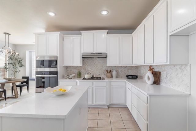 9732 Lacey Lane, Fort Worth, TX 76244