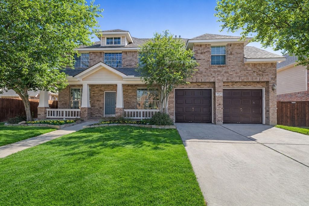 9732 Lacey Lane, Fort Worth, TX 76244