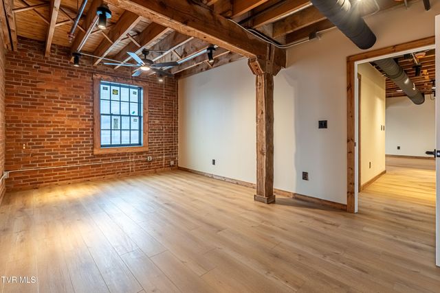 453 East Main Street 200, Kingsport, TN 37660