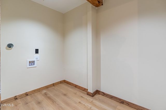 453 East Main Street 200, Kingsport, TN 37660