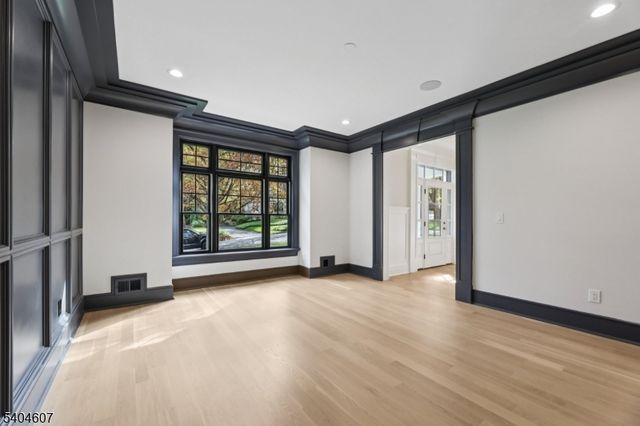 25 Beverly Rd, Madison Boro, NJ 07940