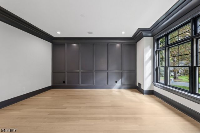 25 Beverly Rd, Madison Boro, NJ 07940