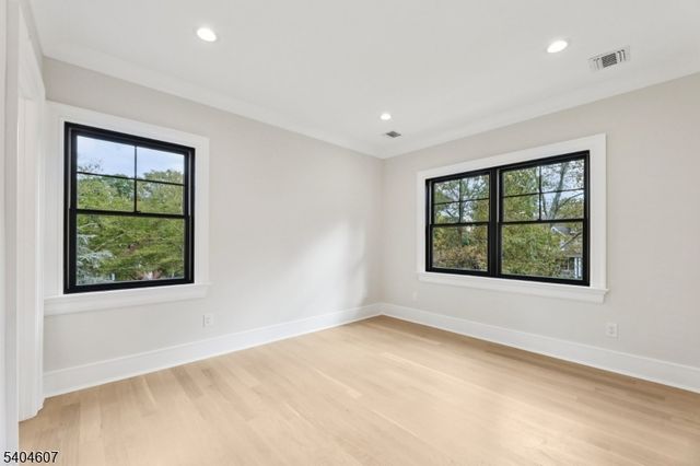 25 Beverly Rd, Madison Boro, NJ 07940