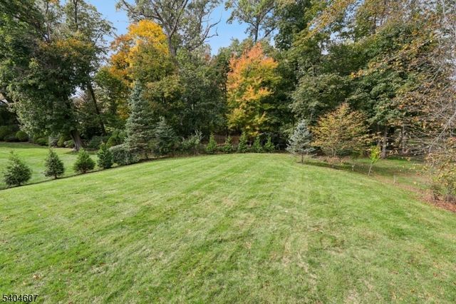 25 Beverly Rd, Madison Boro, NJ 07940