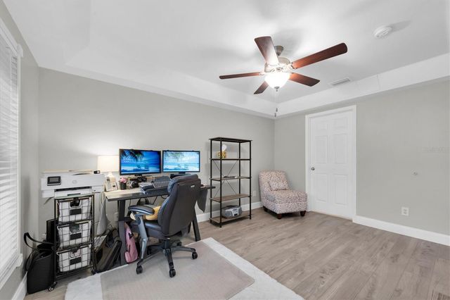 13102 CARROLLWOOD CREEK DRIVE, Tampa, FL 33624