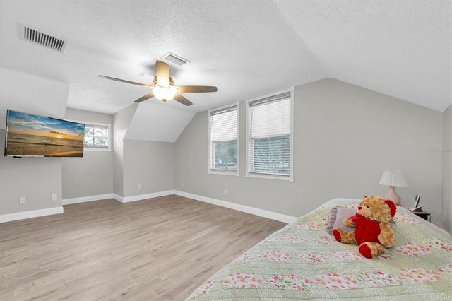 13102 CARROLLWOOD CREEK DRIVE, Tampa, FL 33624