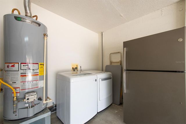 13102 CARROLLWOOD CREEK DRIVE, Tampa, FL 33624