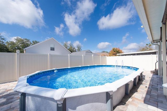 13102 CARROLLWOOD CREEK DRIVE, Tampa, FL 33624