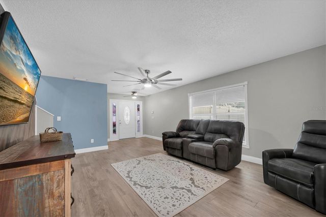 13102 CARROLLWOOD CREEK DRIVE, Tampa, FL 33624