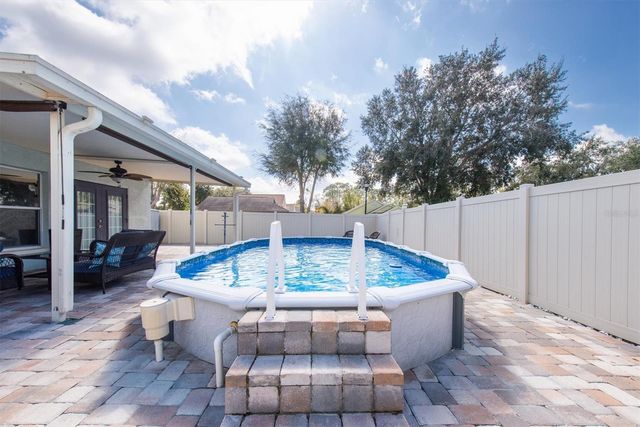 13102 CARROLLWOOD CREEK DRIVE, Tampa, FL 33624