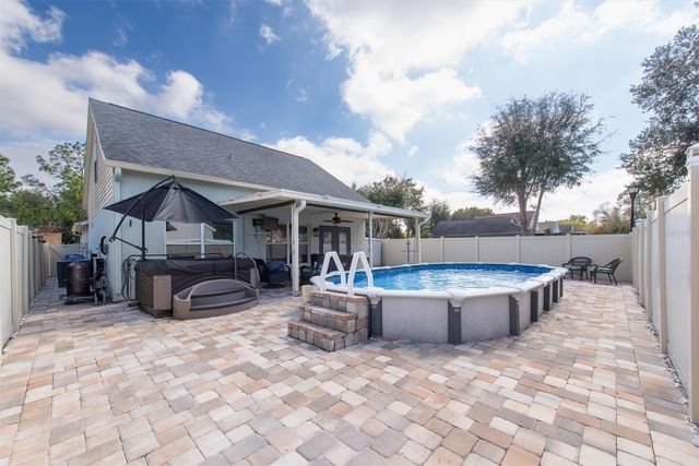 13102 CARROLLWOOD CREEK DRIVE, Tampa, FL 33624