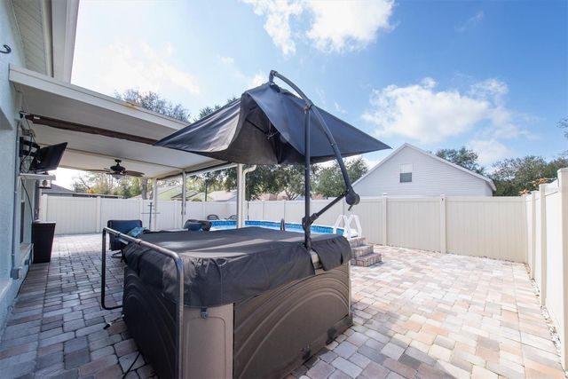 13102 CARROLLWOOD CREEK DRIVE, Tampa, FL 33624