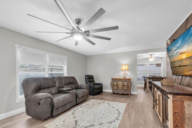 13102 CARROLLWOOD CREEK DRIVE, Tampa, FL 33624