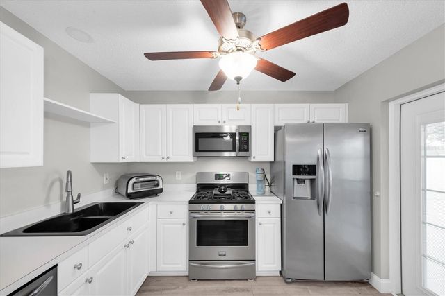 13102 CARROLLWOOD CREEK DRIVE, Tampa, FL 33624