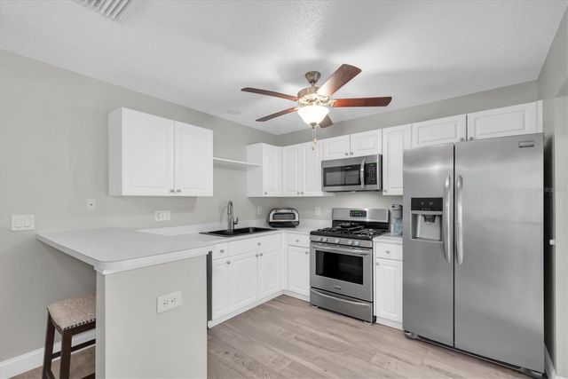 13102 CARROLLWOOD CREEK DRIVE, Tampa, FL 33624