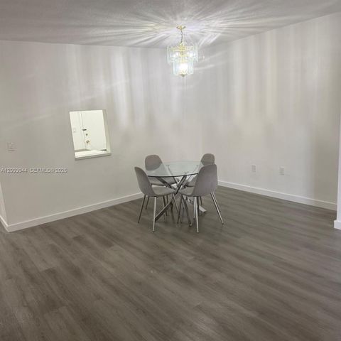 9159 SW 77th Avenue 211, Miami, FL 33156
