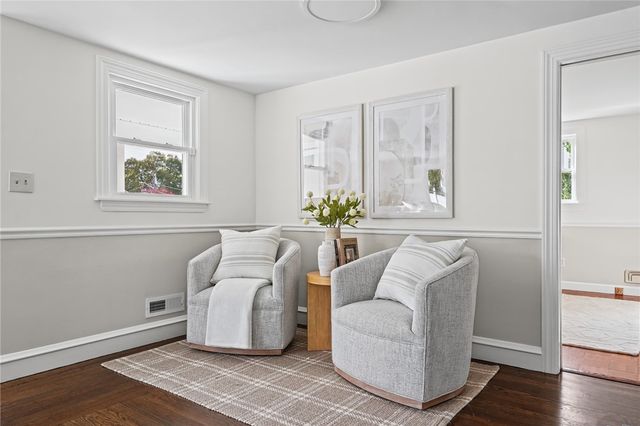 379 Dover Avenue, East Providence, RI 02914