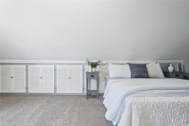 379 Dover Avenue, East Providence, RI 02914