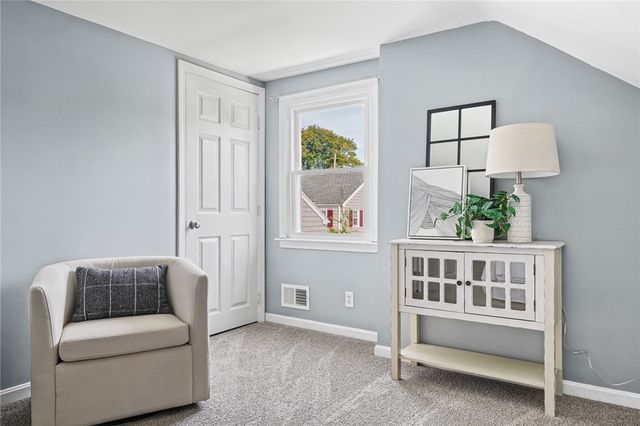 379 Dover Avenue, East Providence, RI 02914