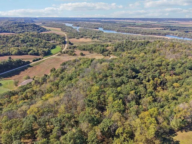 5210 County Road C Road, Spring Green, WI 53588