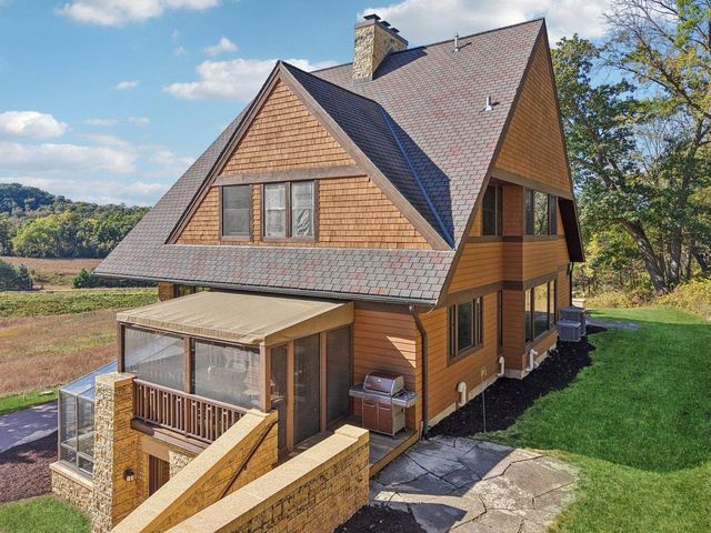 5210 County Road C Road, Spring Green, WI 53588