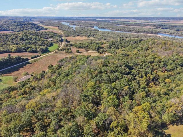 5210 County Road C Road, Spring Green, WI 53588