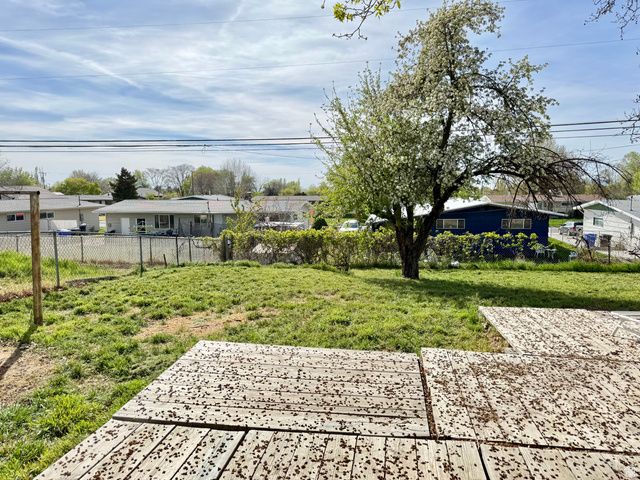 1521 N 300 W, Sunset, UT 84015