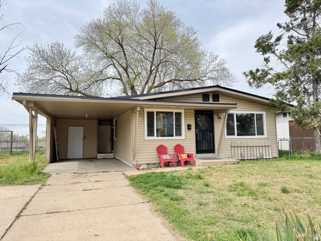 1521 N 300 W, Sunset, UT 84015