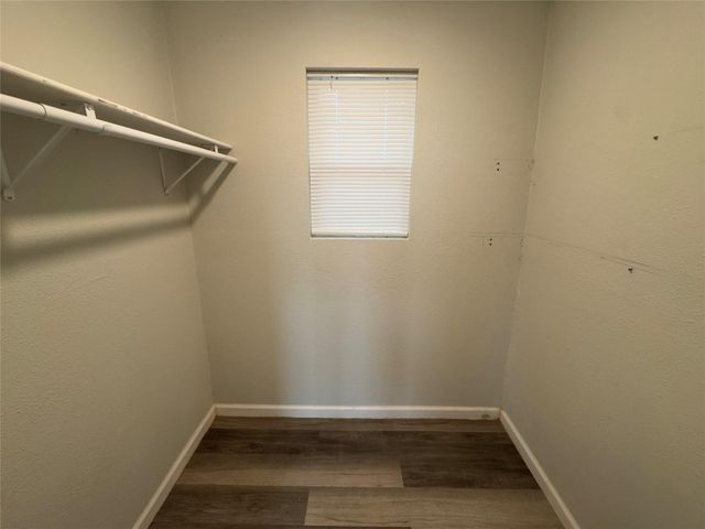 100 Simmons Family Farm RD, Lockhart, TX 78644