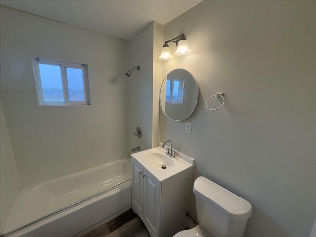 100 Simmons Family Farm RD, Lockhart, TX 78644