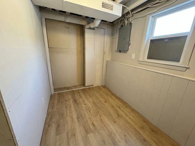 66 Harrison Ave, Woburn, MA 01801