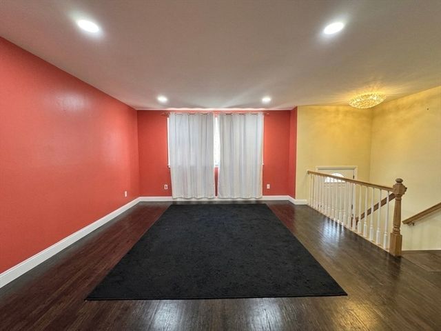 66 Harrison Ave, Woburn, MA 01801