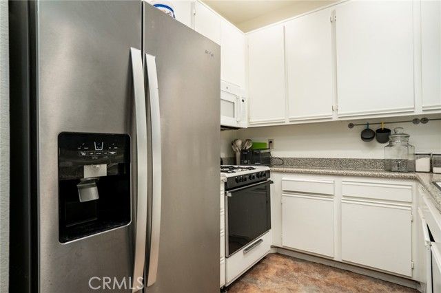 640 W 4th 315, Long Beach, CA 90802