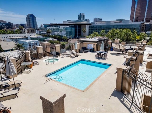 640 W 4th 315, Long Beach, CA 90802