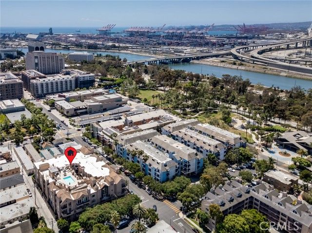 640 W 4th 315, Long Beach, CA 90802