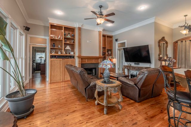 38313 Oakleigh Ln, Prairieville, LA 70769