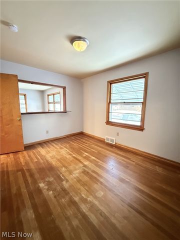 934 Nevin Street, Akron, OH 44310