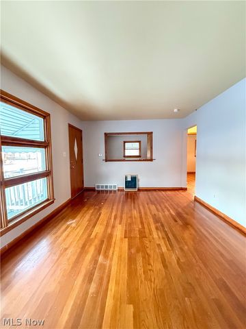 934 Nevin Street, Akron, OH 44310