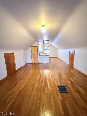 934 Nevin Street, Akron, OH 44310