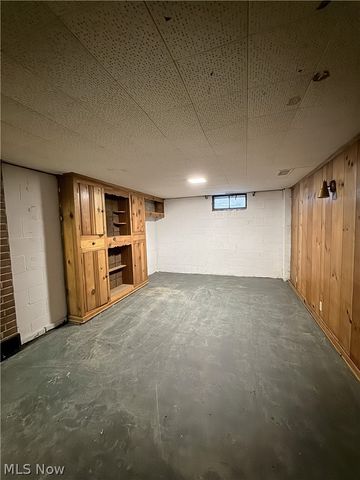 934 Nevin Street, Akron, OH 44310