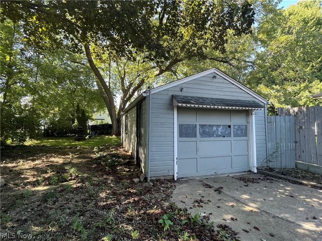 934 Nevin Street, Akron, OH 44310