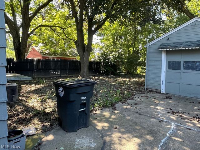 934 Nevin Street, Akron, OH 44310