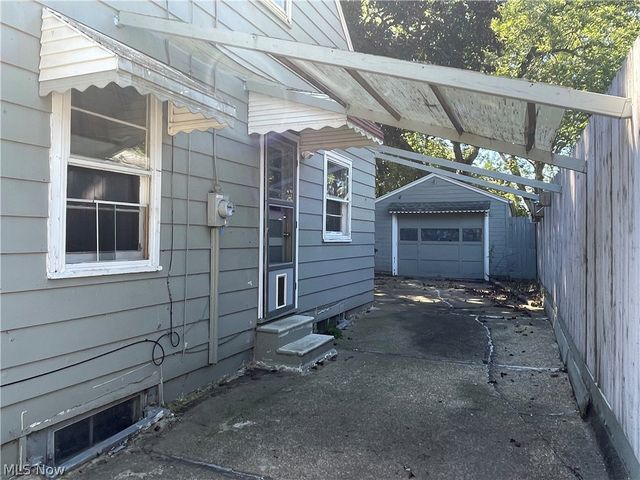 934 Nevin Street, Akron, OH 44310
