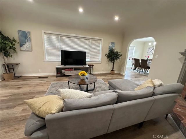 2166 Casa Grande Street, Pasadena, CA 91104