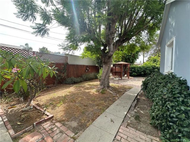 2166 Casa Grande Street, Pasadena, CA 91104