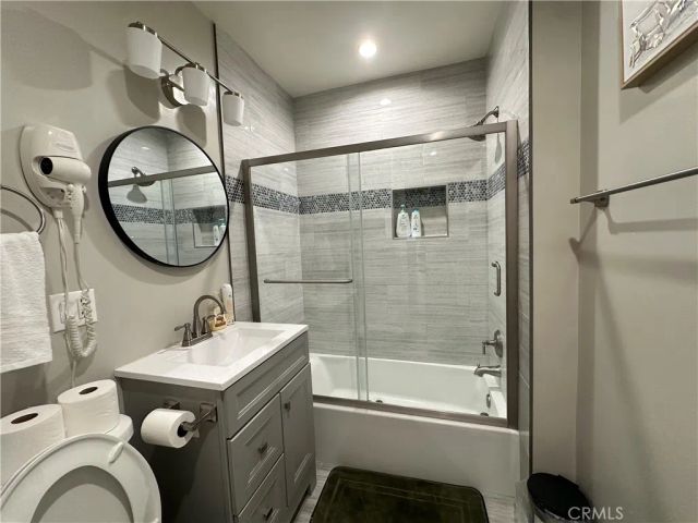 2166 Casa Grande Street, Pasadena, CA 91104