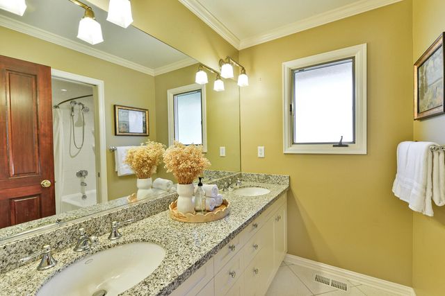 3609 S Eastgate Ct, Spokane, WA 99203